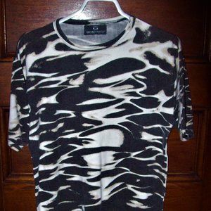 ~~~ TOP ~~~ Large